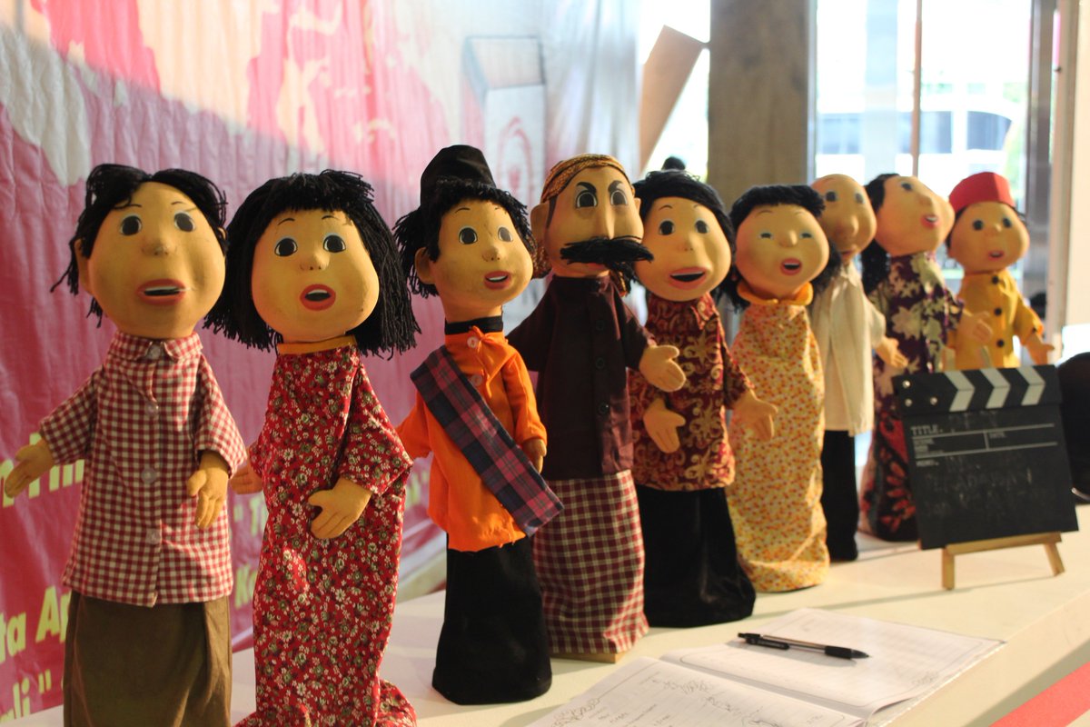 Bocah Bersarung Yang Bikin Sepi Jalanan Minggu Pagi